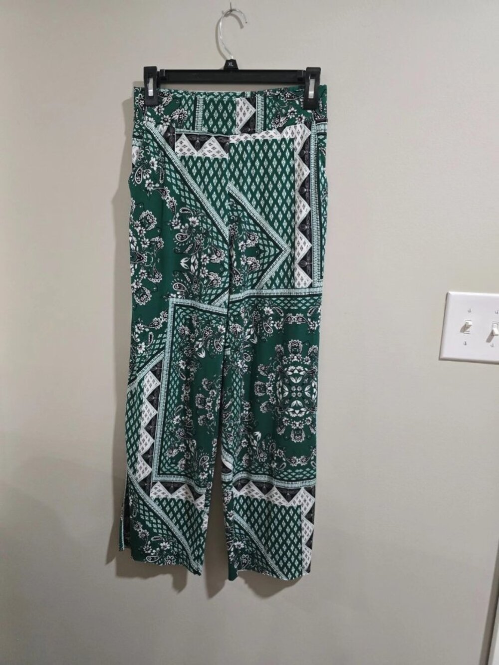 Womens Wide Leg Pants XS Green Black Pockets Lightweight Relaxed Fit Hippie